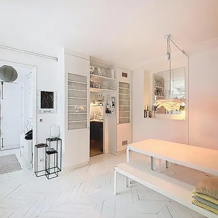 Spacious Near Bastille & Le Marais 아파트 *